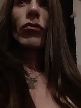 Snapshot of VanillaSeXy chatting on November 2025 02:33:02 AM VanillaSeXy online show from November 2025 02:33:02 AM