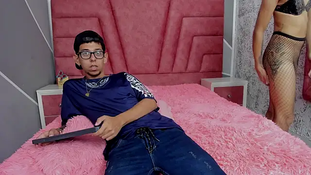 Derek and Skarlet online show from February 2025 03:05:02 PM