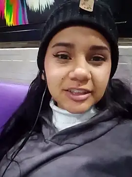  Miaaleon online show from February 2025 10:42:01 PM