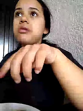  Miaaleon online show from March 2025 05:33:01 PM