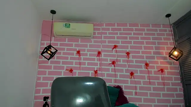 emy 0 online show from March 2025 11:42:02 PM