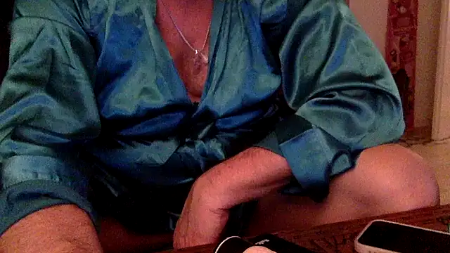 Snapshot of Bobby5169 chatting on December 2024 05:58:01 PM Bobby5169 online show from December 2024 05:58:01 PM
