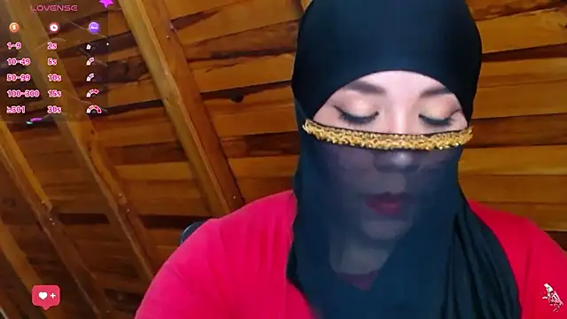 AmbarBurhan online show from October 2025 04:13:02 PM