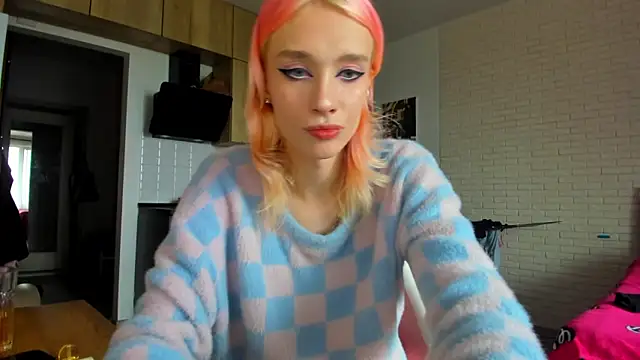 Snapshot of _Alice_Kitty chatting on June 2026 08:58:01 AM Alice Kitty online show from June 2026 08:58:01 AM