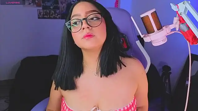 Snapshot of AnngelaSkye chatting on February 2026 06:14:02 AM AnngelaSkye online show from February 2026 06:14:02 AM