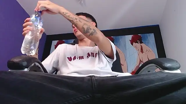 FrannBoy online show from December 2024 03:50:02 PM