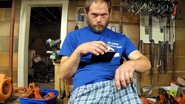 Bigoleslong98765 online show from November 2025 06:18:02 PM