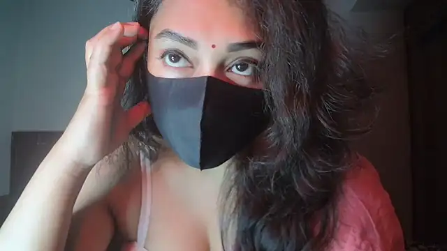 Most-Beautiful-Queen online show from November 2025 07:23:02 PM