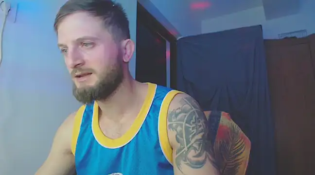 Snapshot of cuple_hoot_ chatting on January 2025 02:56:01 AM cuple hoot online show from January 2025 02:56:01 AM