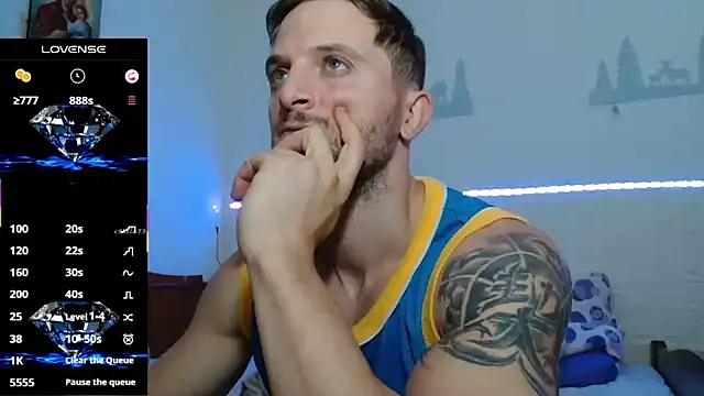 Snapshot of cuple_hoot_ chatting on October 2025 03:32:01 PM cuple hoot online show from October 2025 03:32:01 PM