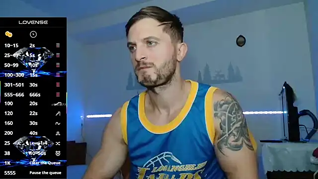 Snapshot of cuple_hoot_ chatting on October 2025 07:56:02 PM cuple hoot online show from October 2025 07:56:02 PM