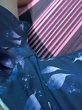 maikinhopL online show from January 2025 03:20:01 AM