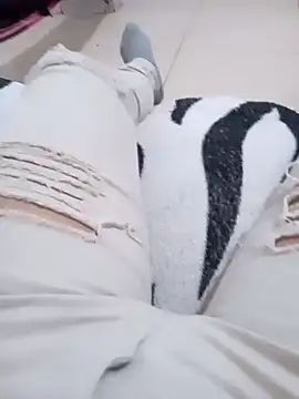 maikinhopL online show from January 2025 11:50:01 PM