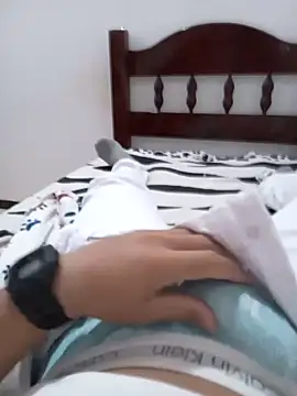 maikinhopL online show from January 2025 03:44:01 AM