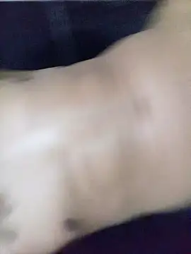 maikinhopL online show from November 2025 03:05:01 AM