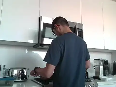 Snapshot of spence204011 chatting on December 2024 10:12:01 PM spence204011 online show from December 2024 10:12:01 PM