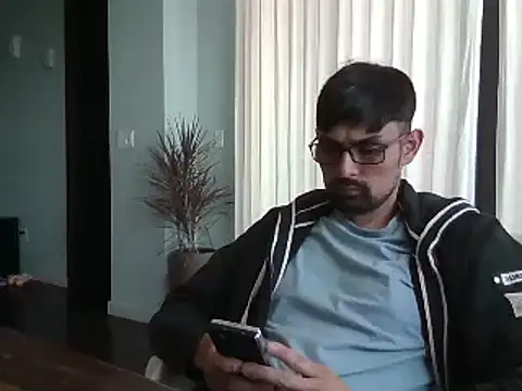 Snapshot of spence204011 chatting on January 2025 06:38:02 PM spence204011 online show from January 2025 06:38:02 PM