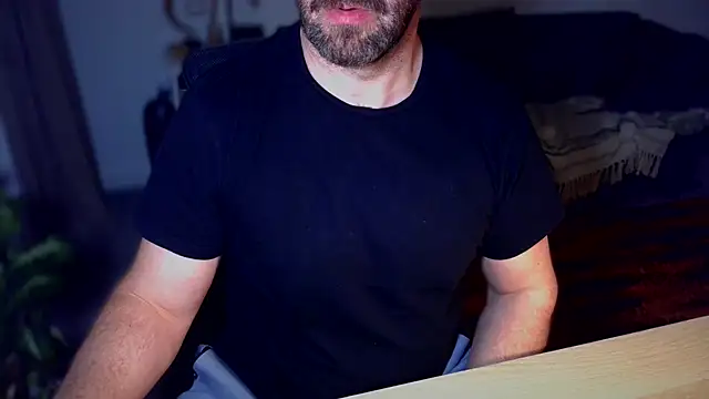 Mr Beef online show from March 2025 08:08:02 PM