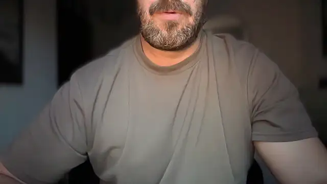 Mr Beef online show from October 2025 05:02:02 PM