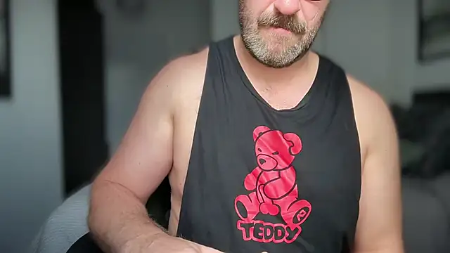 Mr Beef online show from November 2025 10:17:01 AM