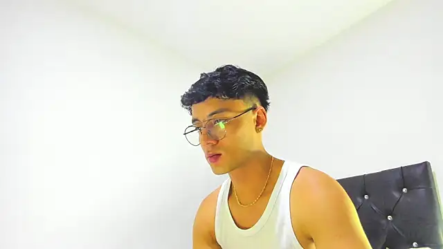 Sebastian-Dash online show from January 2025 01:24:01 AM