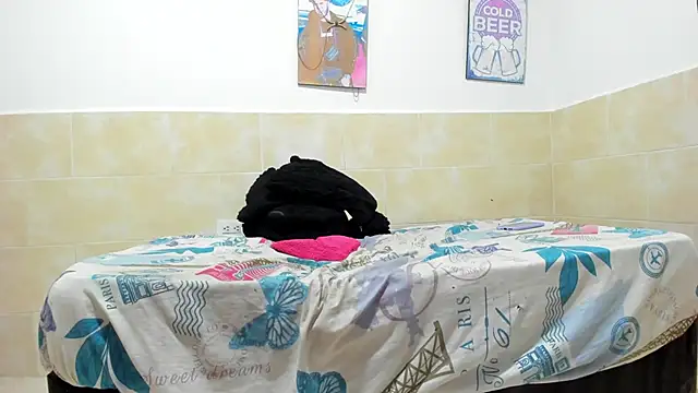 Snapshot of Brenda_Smith69 chatting on February 2025 07:52:01 PM Brenda Smith69 online show from February 2025 07:52:01 PM