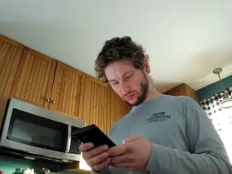 Snapshot of Seymour93 chatting on February 2025 12:40:01 PM Seymour93 online show from February 2025 12:40:01 PM