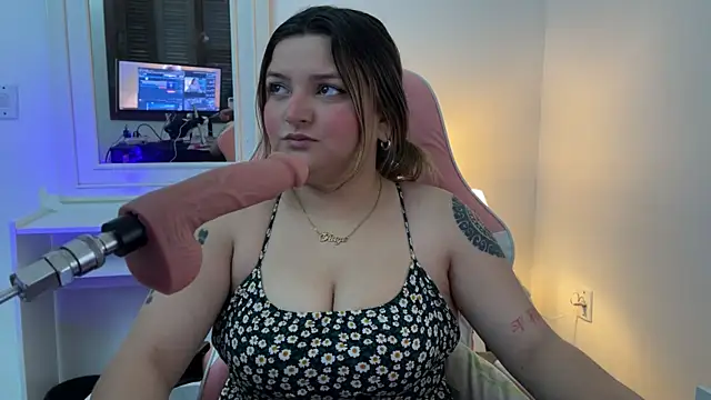 SweetPaige  online show from September 2025 03:50:01 PM