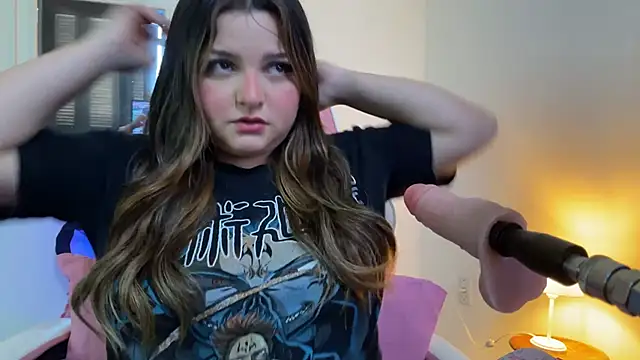 Snapshot of SweetPaige_ chatting on October 2025 03:52:01 PM SweetPaige online show from October 2025 03:52:01 PM