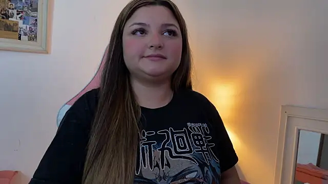 Snapshot of SweetPaige_ chatting on December 2025 05:41:02 PM SweetPaige online show from December 2025 05:41:02 PM