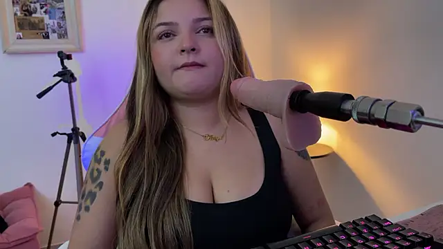 SweetPaige  online show from March 2026 01:57:01 AM