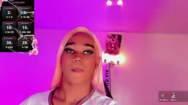 Snapshot of naomy__xx chatting on December 2025 07:09:01 PM naomy xx online show from December 2025 07:09:01 PM