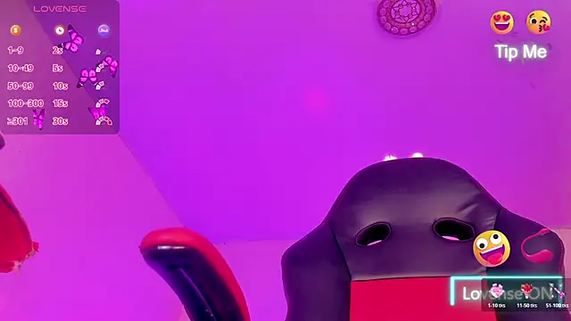 Snapshot of naomy__xx chatting on January 2026 03:11:02 AM naomy xx online show from January 2026 03:11:02 AM