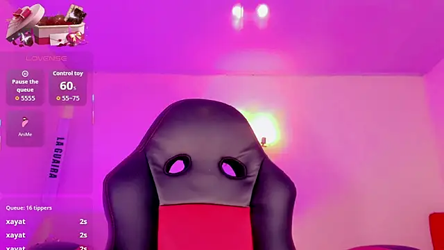 Snapshot of naomy__xx chatting on February 2026 03:11:01 AM naomy xx online show from February 2026 03:11:01 AM