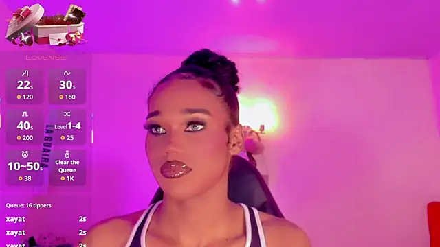 Snapshot of naomy__xx chatting on February 2026 02:50:02 AM naomy xx online show from February 2026 02:50:02 AM