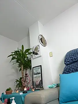 Snapshot of jamilaross chatting on February 2025 04:11:01 AM jamilaross online show from February 2025 04:11:01 AM