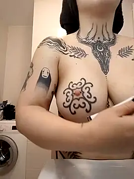 divine eve online show from September 2025 06:15:02 AM