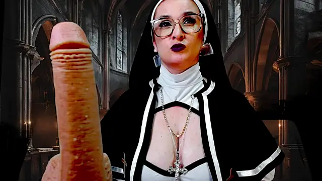 helenas fantasy online show from December 2024 11:31:02 PM