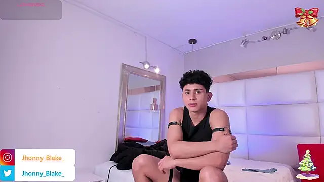 Snapshot of Jhonny-Blake chatting on November 2025 09:02:01 PM Jhonny-Blake online show from November 2025 09:02:01 PM