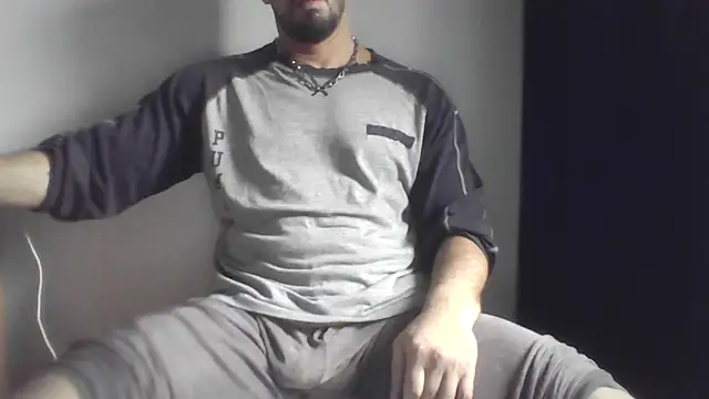Snapshot of fl3xxx1 chatting on December 2025 10:43:01 AM fl3xxx1 online show from December 2025 10:43:01 AM