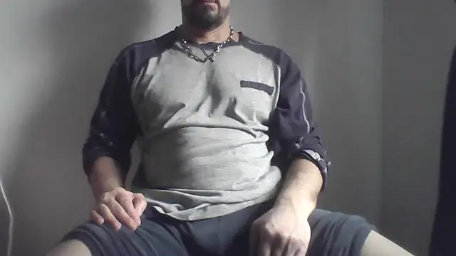 Snapshot of fl3xxx1 chatting on February 2026 10:53:02 AM fl3xxx1 online show from February 2026 10:53:02 AM