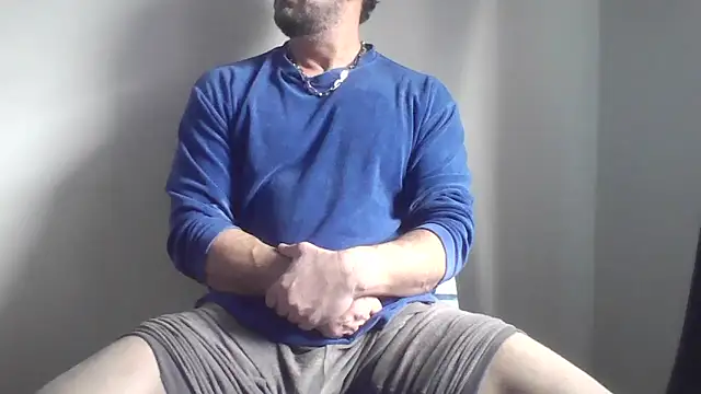 Snapshot of fl3xxx1 chatting on February 2026 11:04:01 AM fl3xxx1 online show from February 2026 11:04:01 AM