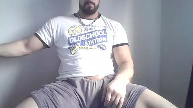 Snapshot of fl3xxx1 chatting on February 2026 10:16:02 AM fl3xxx1 online show from February 2026 10:16:02 AM