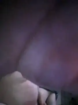 Snapshot of iambradz chatting on November 2025 09:13:02 PM iambradz online show from November 2025 09:13:02 PM