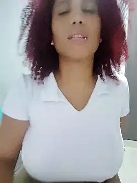 Snapshot of zandra_kiman chatting on October 2025 03:59:02 AM zandra kiman online show from October 2025 03:59:02 AM