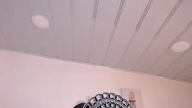 candy lux  online show from February 2025 05:59:01 PM