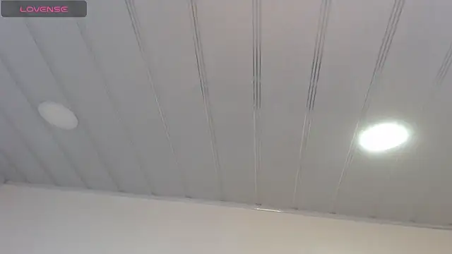 Snapshot of candy_lux_ chatting on June 2026 06:42:01 PM candy lux online show from June 2026 06:42:01 PM