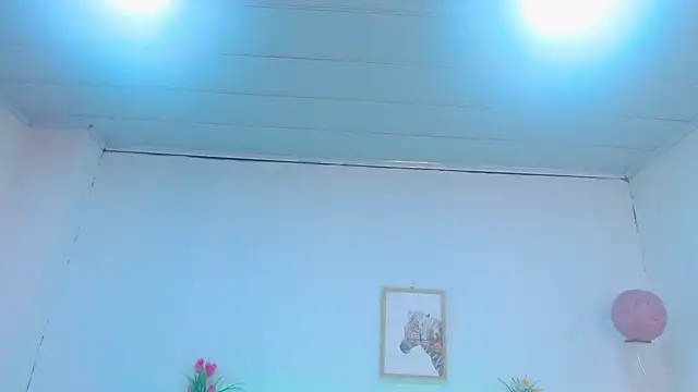 Snapshot of candy_lux_ chatting on July 2026 06:28:02 PM candy lux online show from July 2026 06:28:02 PM