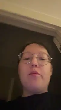 emigooflordXD online show from November 2025 08:03:02 AM