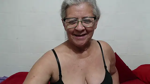 Snapshot of candy_mature_ chatting on October 2025 11:37:01 PM candy mature online show from October 2025 11:37:01 PM
